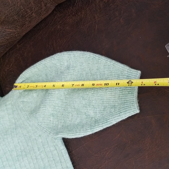 Cute Mango Light Green Princess Puffed Sleeve Barbie Crop Sweater XS - Picture 8 of 11